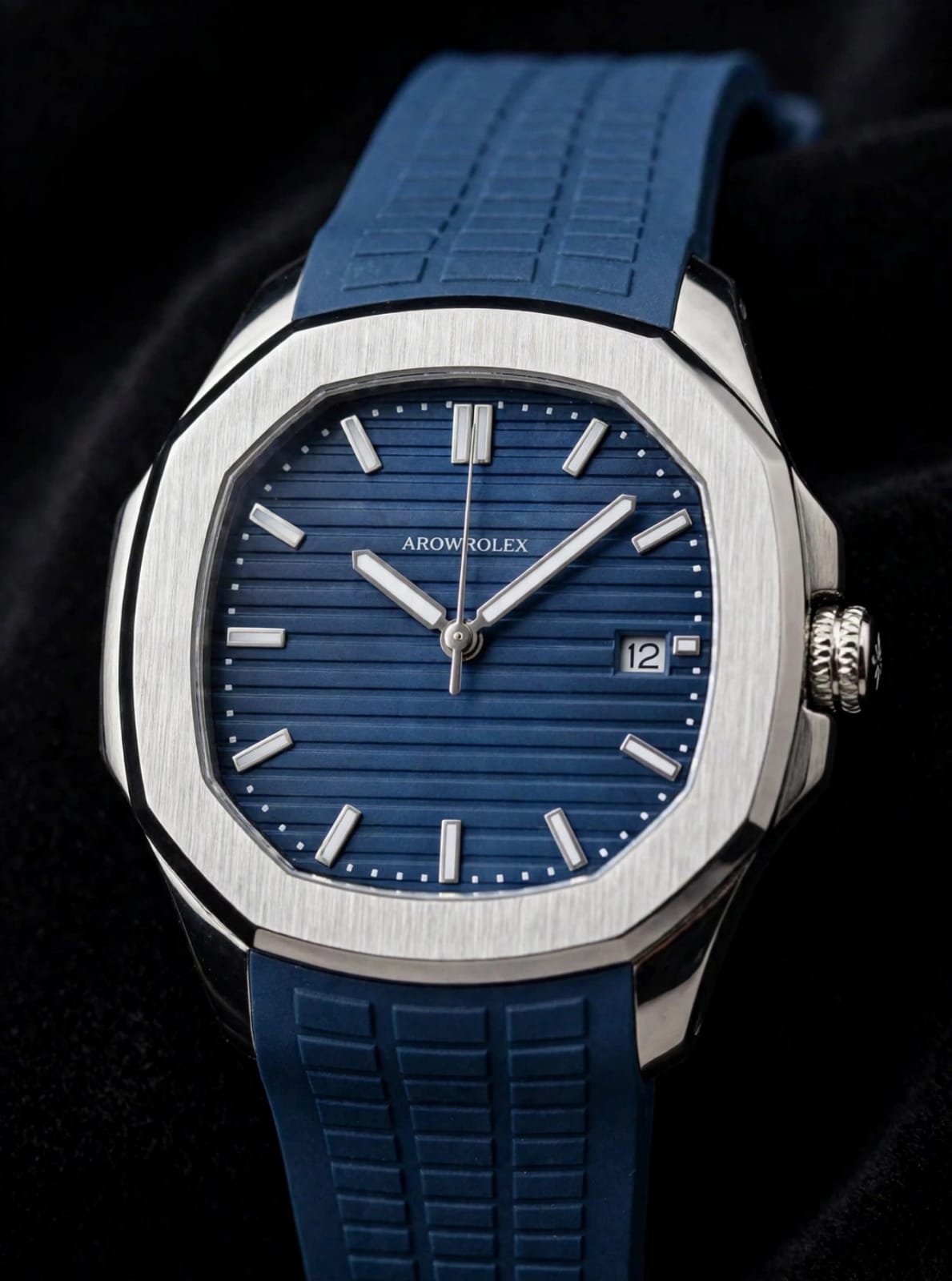 QUARTZ - The Blue Nautilus