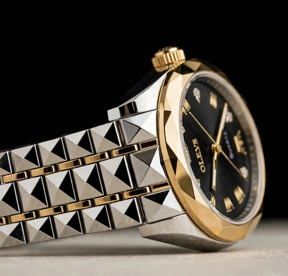 OLEVS Octa - Royal Jubilee Crown Edition